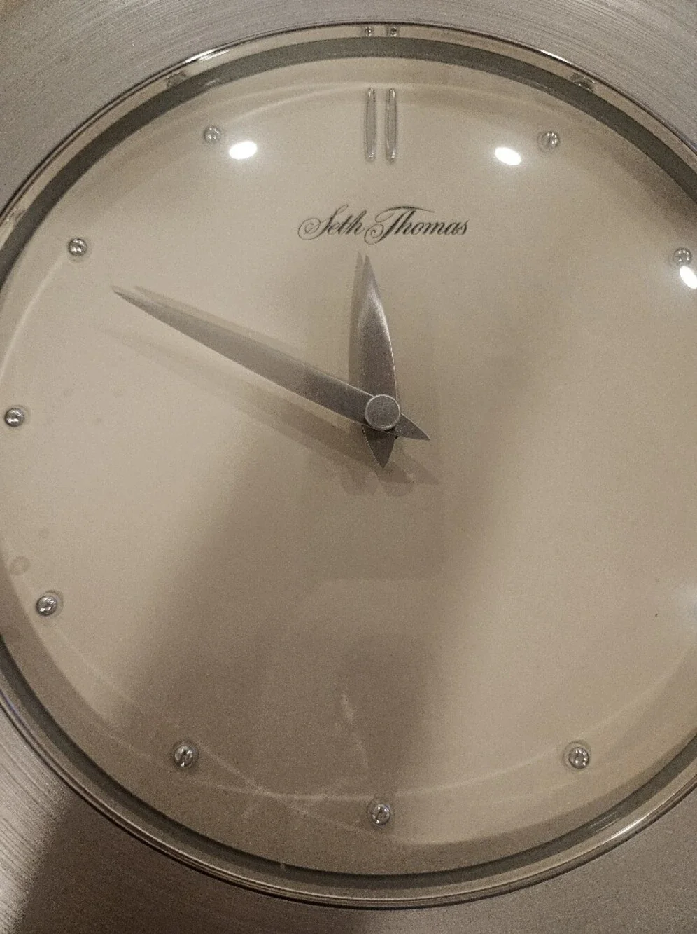 Seth Thomas Silver Quartz Wall Clock - Modern Minimalist Design